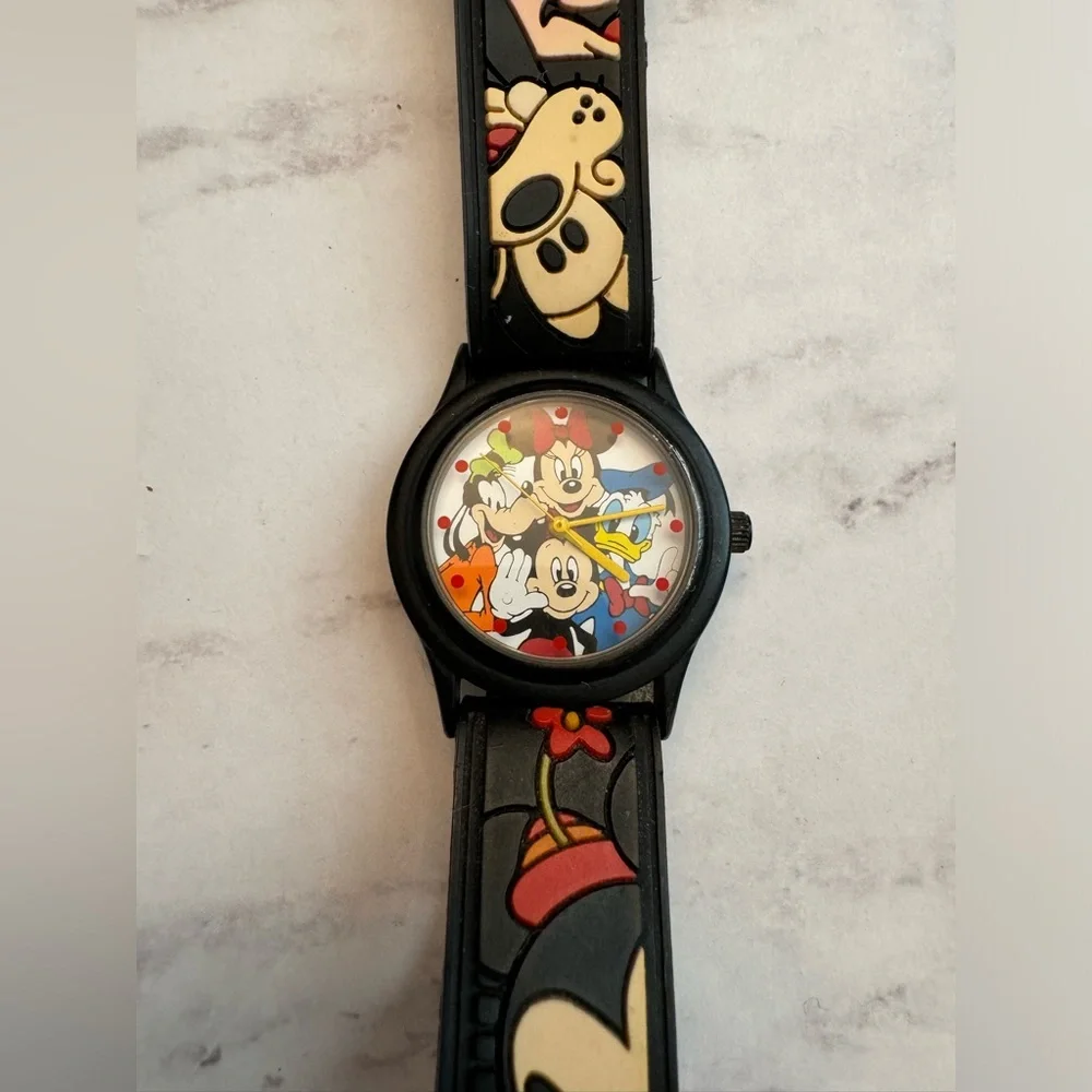 Vintage Mickey Mouse & Friends Disney Time Works Watch w/Rubber Band
